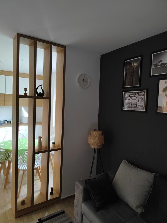 Lovely One Bedroom Apartment Ub Екстериор снимка